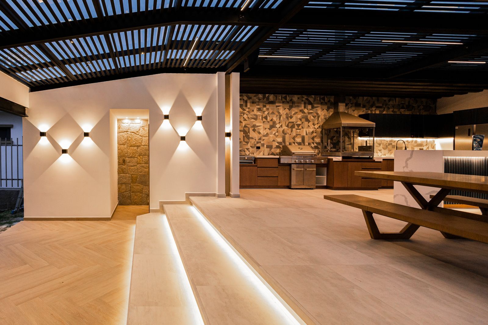 Outdoor Kitchen Spaces project by Illustrious Renovations